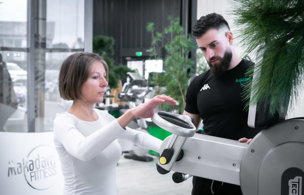 Séance d'essai fitness gratuite à la salle de sport